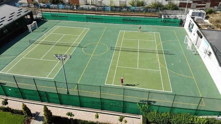 tennis courts in bansko bulgaria