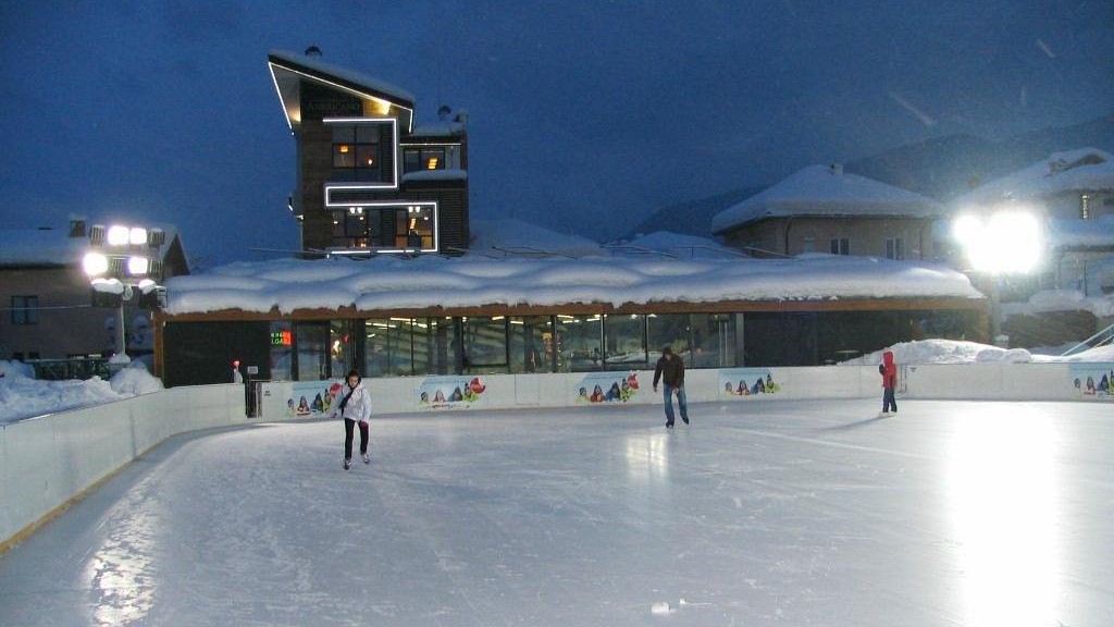 Things to do in Bansko - ice rink