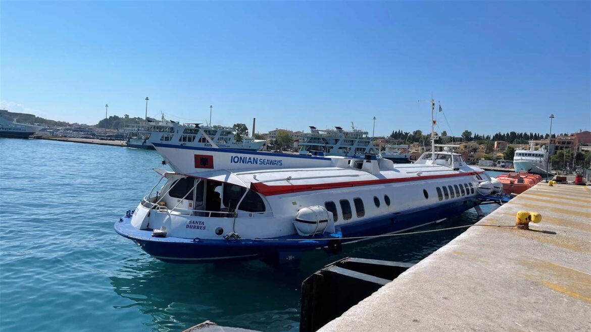Corfu Sarande Ferry - Fast Ferry