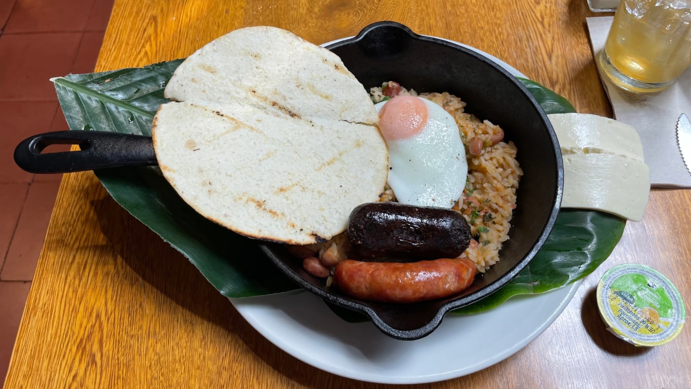 Traditional breakfast served on a banana leaf in Colombia