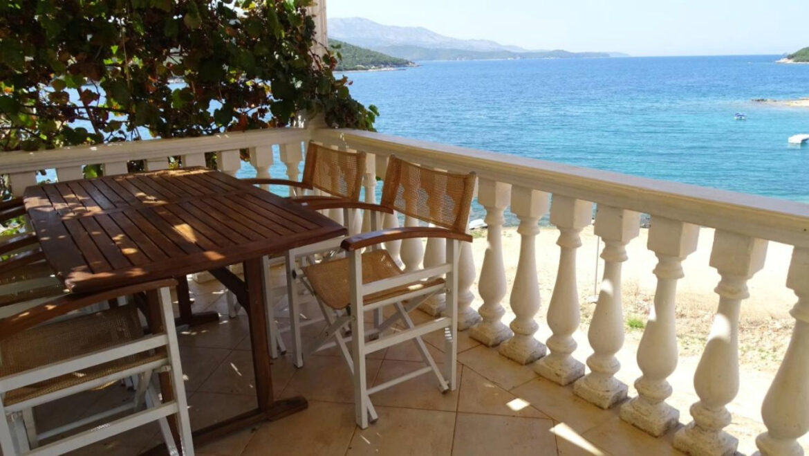 Petros Apartments Ksamil